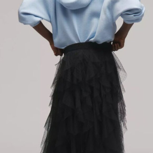 Elegant Black Layered Tulle Skirt. Plus Size - Picture 2 of 6